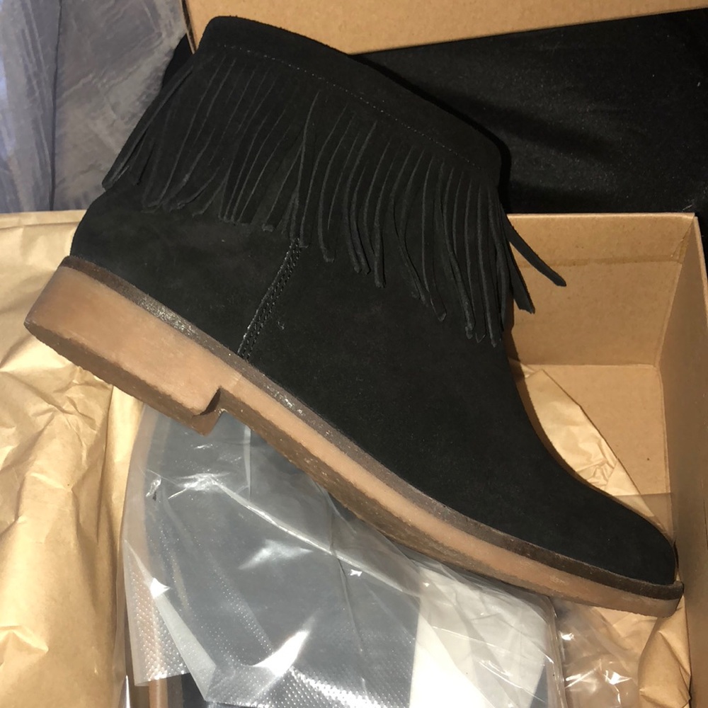 Lucky Brand suede fringe black booties